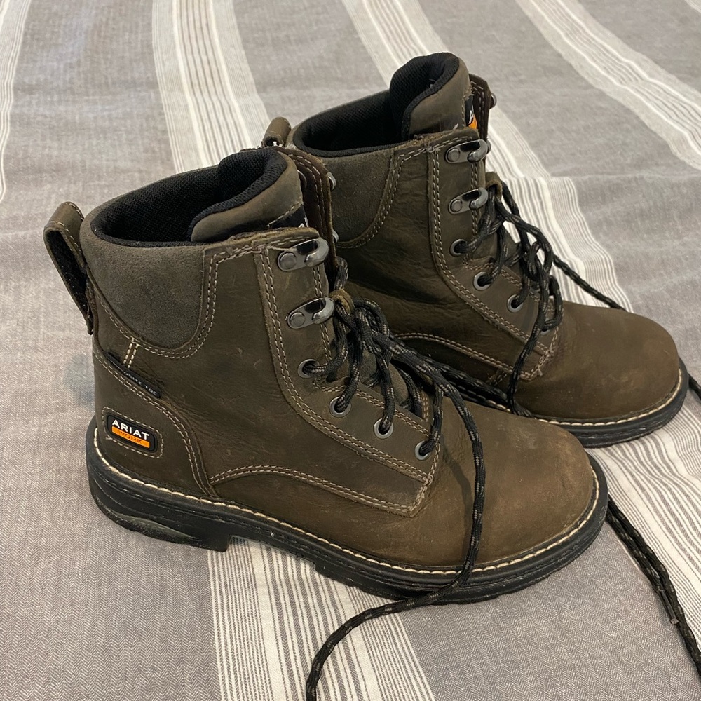 Ariat Casey 6” Work Boots Size 7.5
